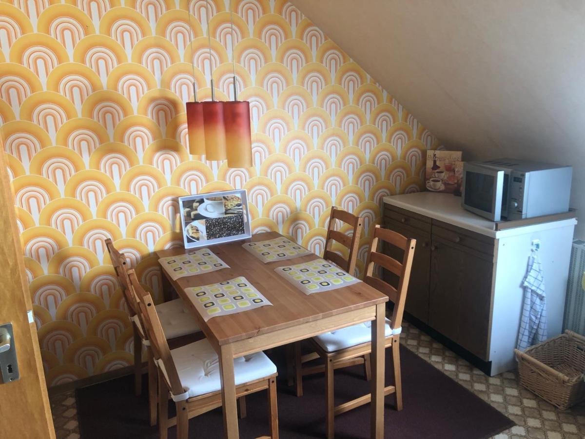 Ironico Homestay 4 Schlafzimmer Ferienwohnung 100 M2 Nahe Bostalsee Eisen (Sankt Wendel) Exterior foto